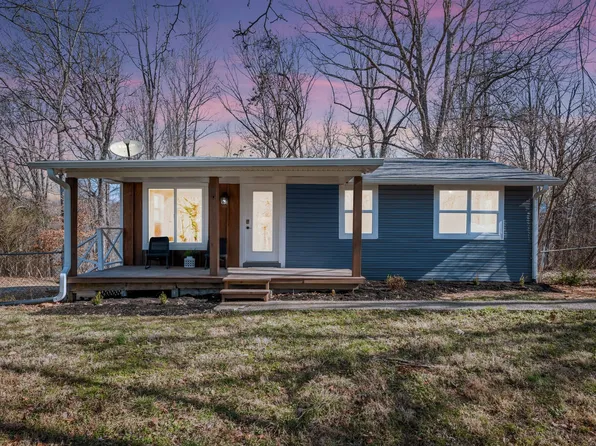 1424 Valley View Rd, Ashland City, TN 37015