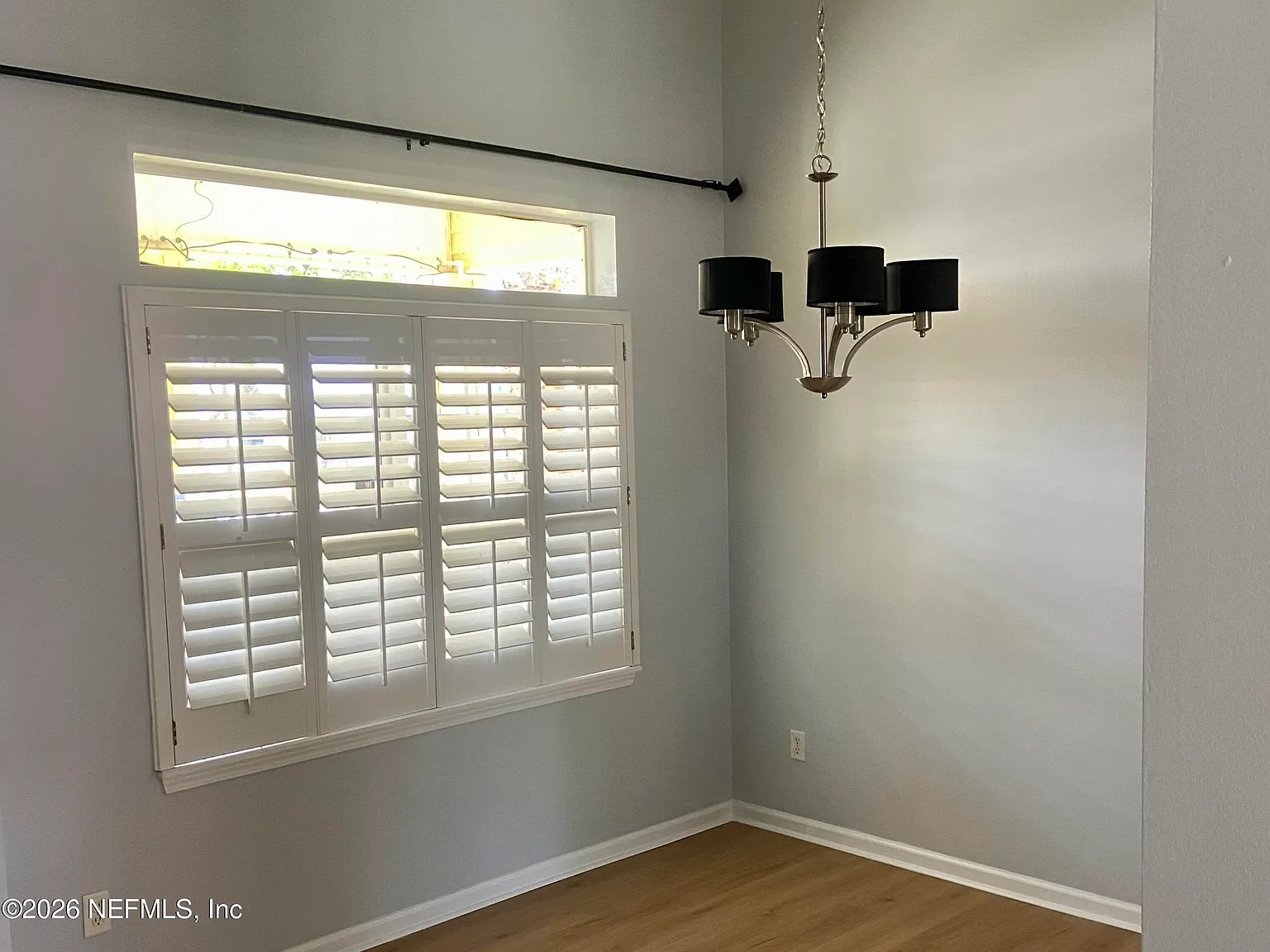 4 bed, 2.5 bath, 1974 sqft, $4,000 — Photo 4
