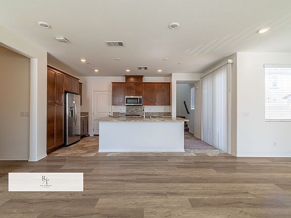2nd image of 8770 Festival St
