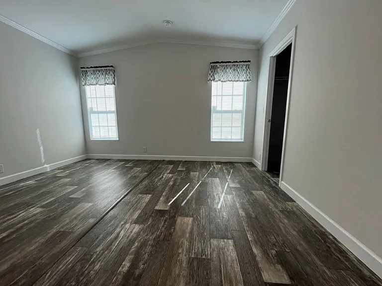 328 Eland Dr #328 — Photo 18