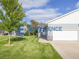 3600 S Outfield Cir, Sioux Falls, SD 57110