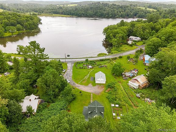 5th image of 8 Norris Drive