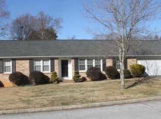 7 Blackenridge Dr, Taylors, SC 29687