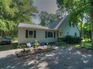 14-16 Marcel Rd, Groton, CT 06355