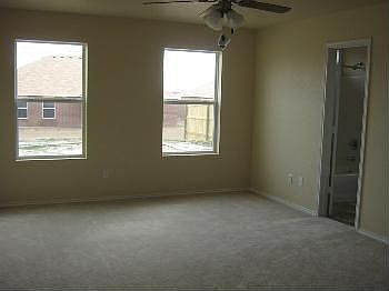 3rd image of 2103 Lincoln Ct