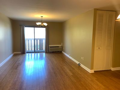 724 Rodenburg Rd APT 304, Roselle, IL, 60172