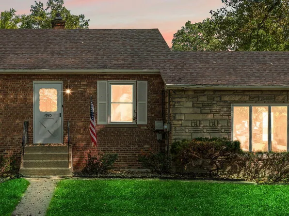 1845 N Jay Ave, Griffith, IN 46319