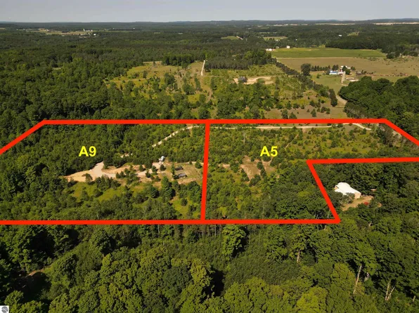 A5 & A9 E Kasson Rd, Maple City, MI 49664