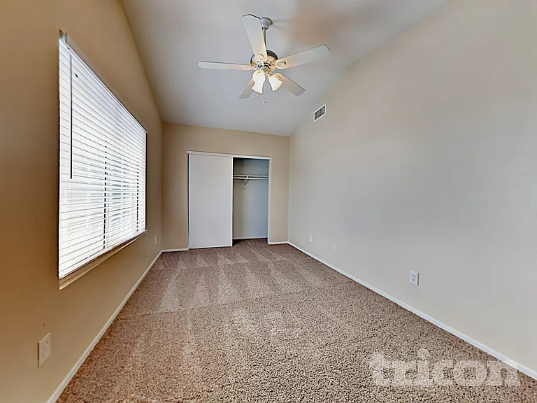 8668 W Hubbell St — Photo 14