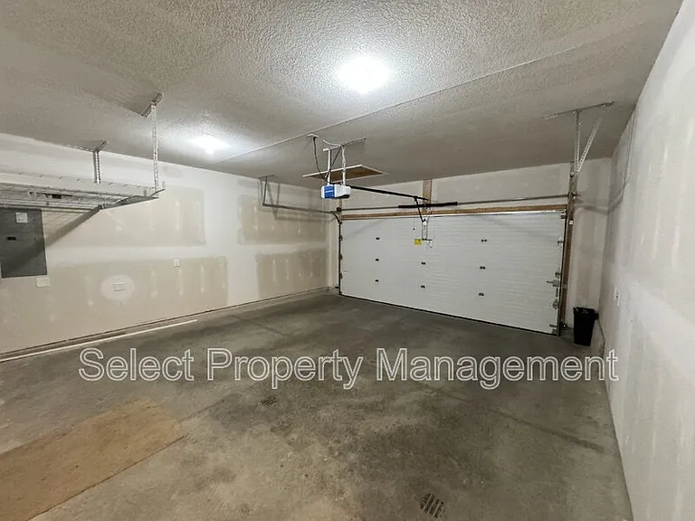 2239 Rittenhouse Pl — Photo 23