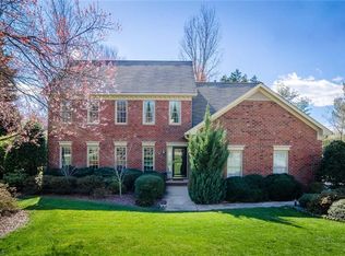 2905 Saddle Club Ct, Jamestown, NC 27282