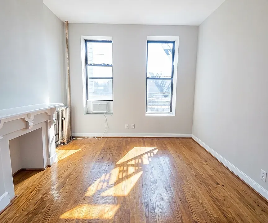 1501 Broadway #3R