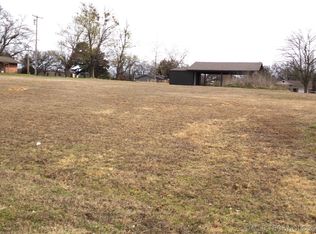 Sunset Dr, Eufaula, OK 74432