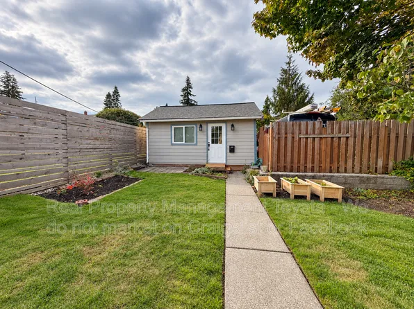 1339 Humboldt St Unit B, Bellingham, WA 98225