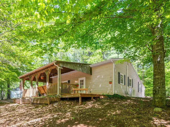 157 White Pine Ct, Monroe, VA 24574