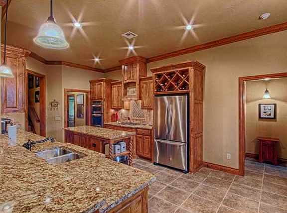 5th image of 16428 Grace Ann Ct