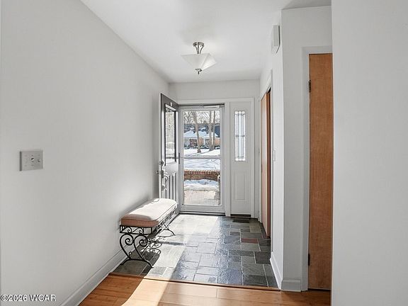 4th image of 2802 Lowell Ave