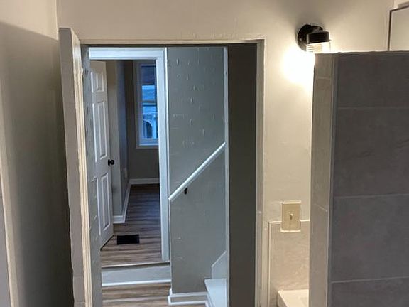 2nd image of 1012 Green St