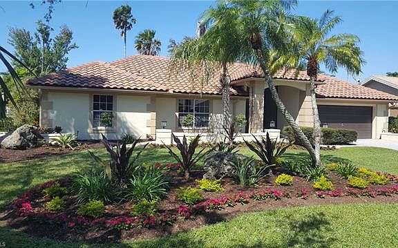 4th image of 327 Henley Dr