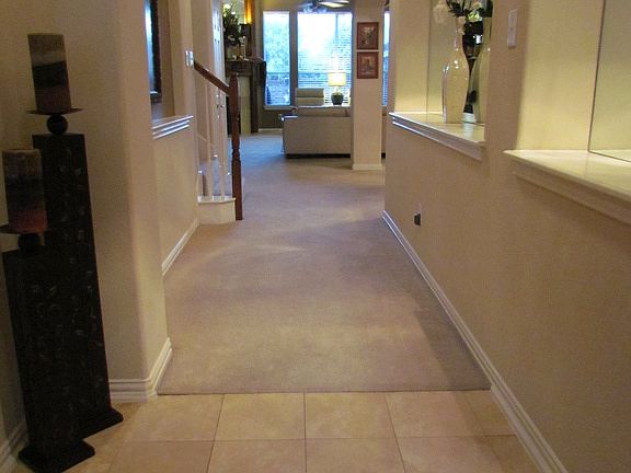 Spacious welcoming entry!