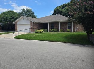 711 Beachwood, Burnet, TX 78611