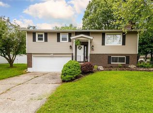 414 Riggin Rd, Troy, IL 62294