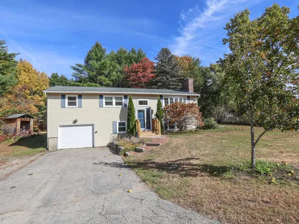 36 Pine Crest Drive, Goffstown, NH 03045