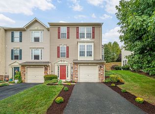 29 Creekside Dr, Sanatoga, PA 19464