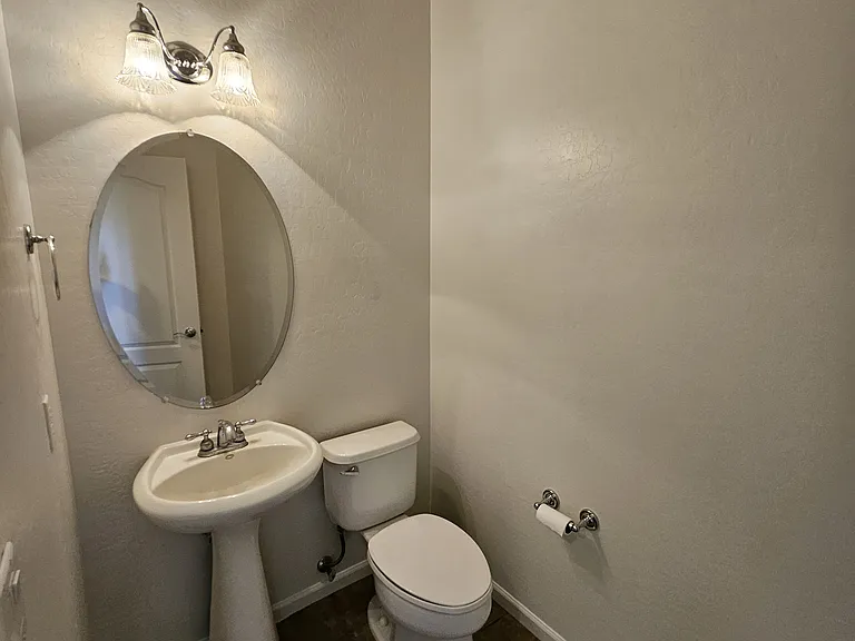 2065 E Hulet Pl — Photo 8