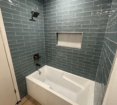 4th image of 100 Huisache St