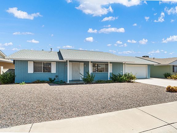 3rd image of 10129 W CUMBERLAND Drive