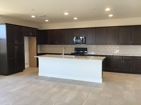 3rd image of 24560 N 143rd Ln