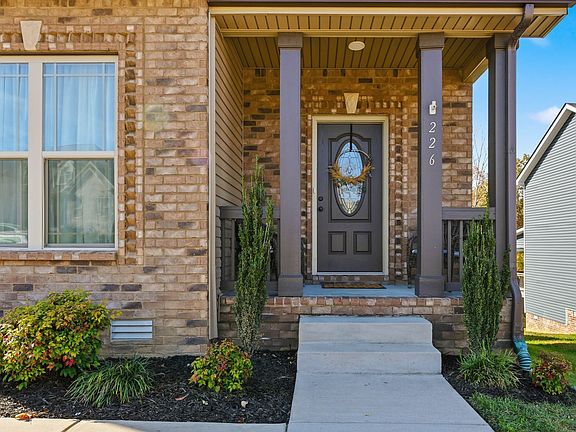 4th image of 226 Penelope Ln
