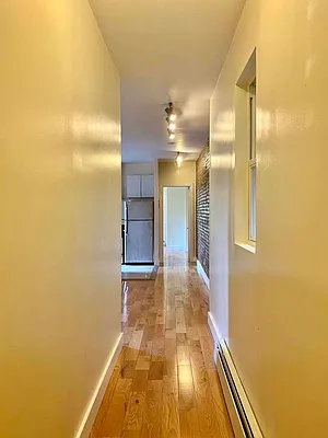 Rented by EXR | media 6