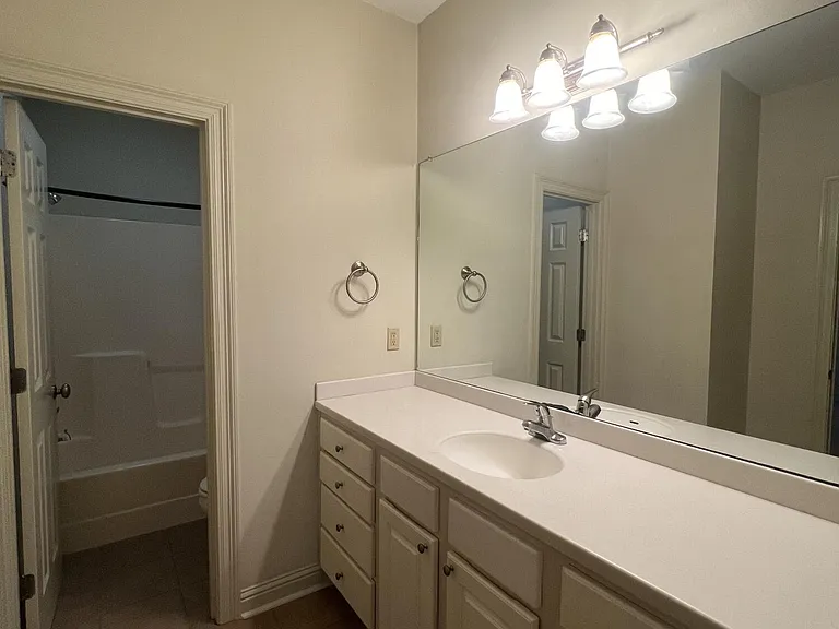 918 Jefferson Dr — Photo 13