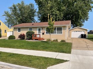 514 5th Ave SE, Stewartville, MN 55976