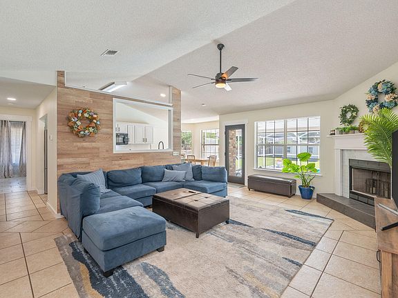 5th image of 2056 Sundown Dr