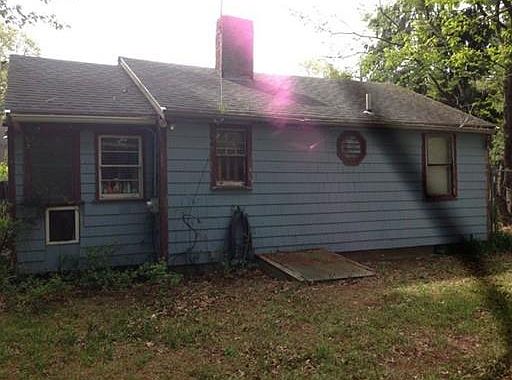 3rd image of 26 Winslow St