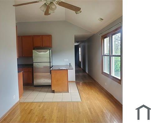 2nd image of 2923 W Arthington St #2