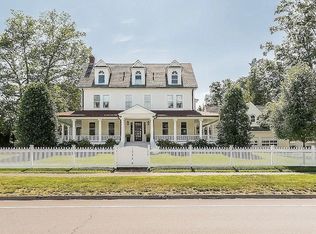299 South Ave, New Canaan, CT 06840