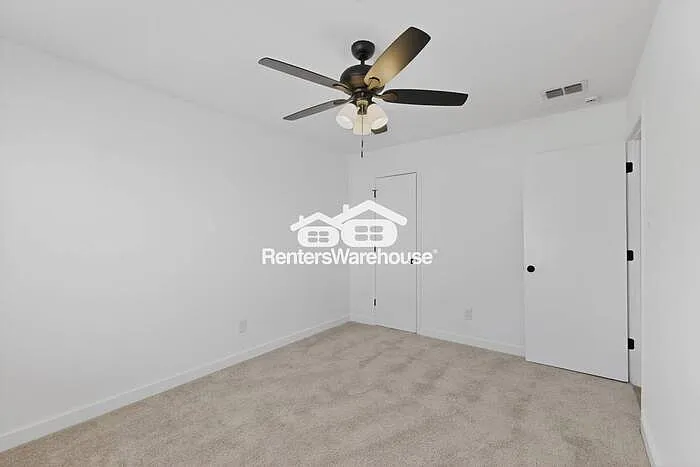 6529 Blue Grass Dr — Photo 28