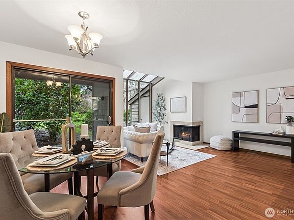 3rd image of 13730 15th Avenue NE #E102