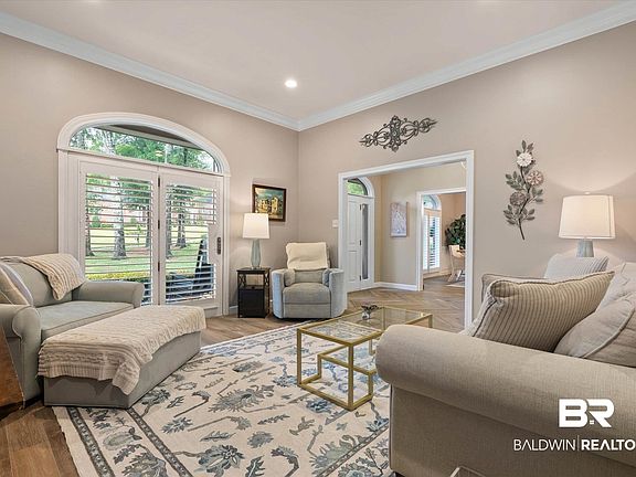 5th image of 7004 Charleston Oaks Dr N
