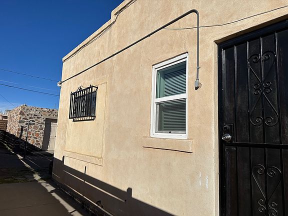 3rd image of 3709 Frankfort Ave