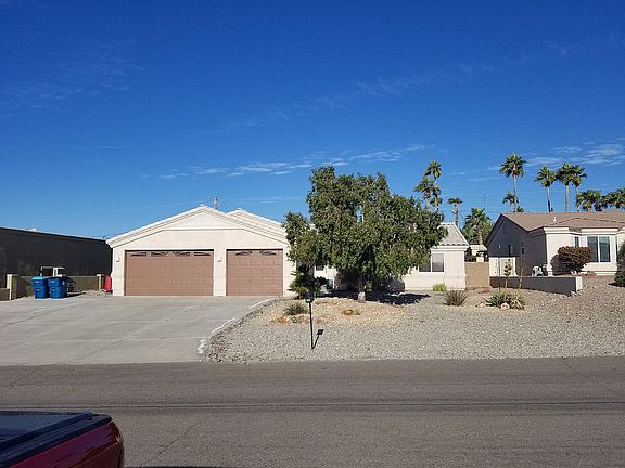 3rd image of 3621 Monterey Dr