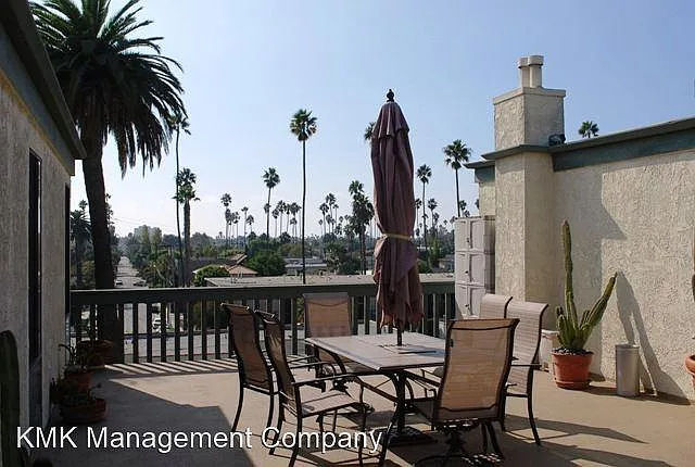 920 Venice Blvd — Photo 3
