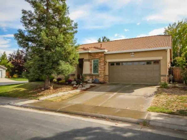 939 McGuire Ct, Folsom, CA 95630