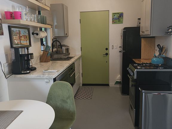 2nd image of 518 S El Cielo Rd #3