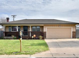 412 Laura St, Salina, KS 67401