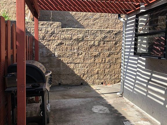 2nd image of 1408 Grove St